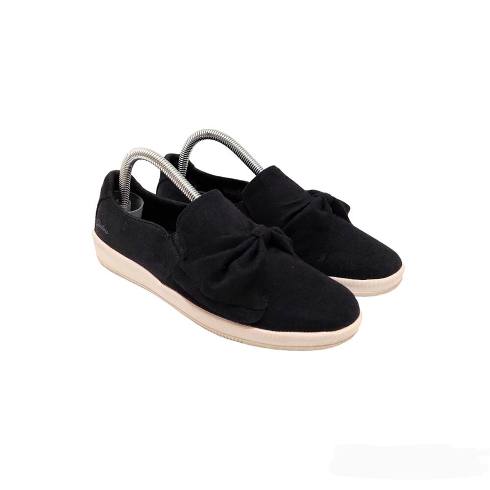 Skechers Women's Madison Ave My Town Sneaker Size 8